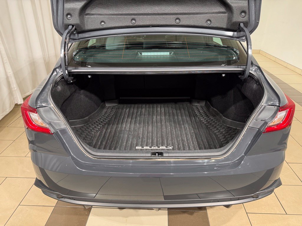 Certified 2026 Toyota Camry SE w/ Convenience Package AWD/4WD image 11
