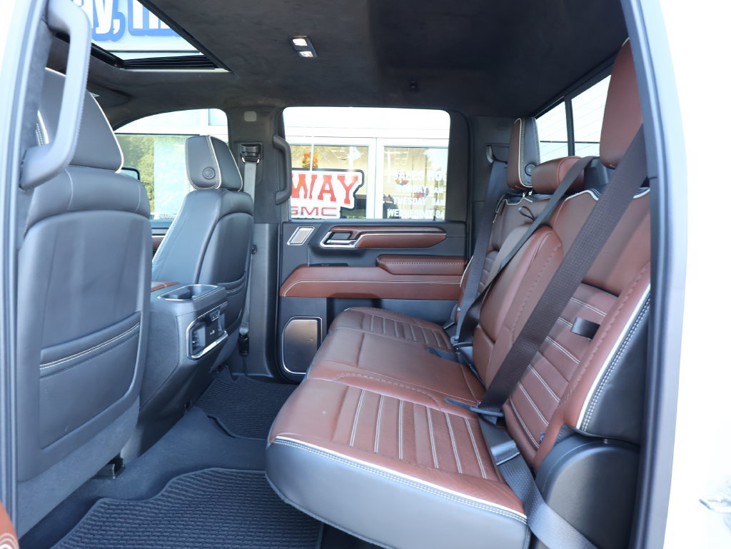 Certified 2024 GMC Sierra 2500 Denali Ultimate AWD/4WD image 29