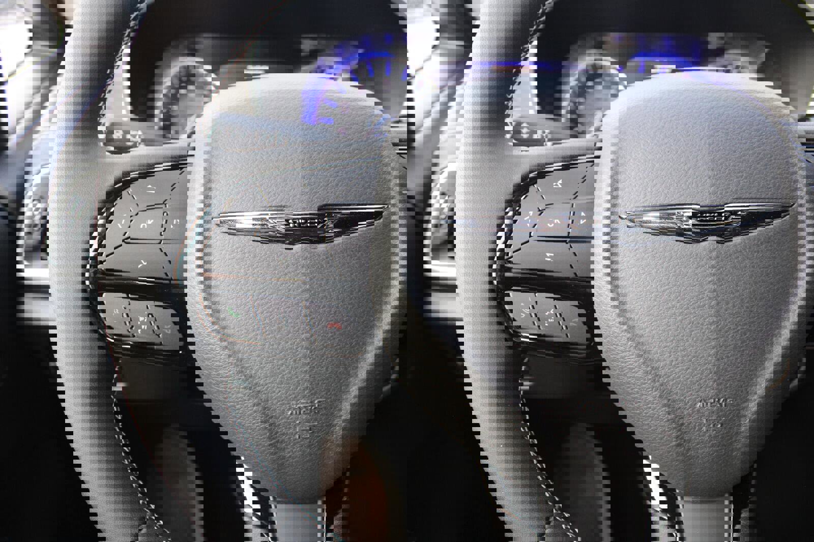 New 2026 Chrysler Pacifica Select w/ S Appearance Package image 14