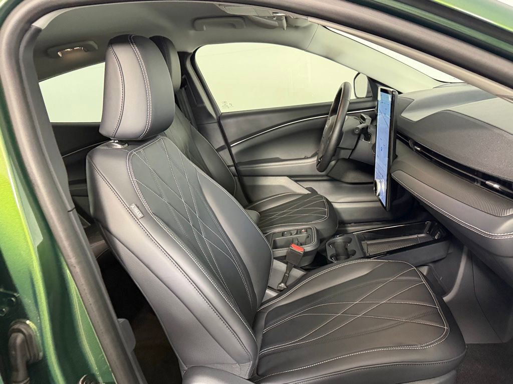 Used 2025 Ford Mustang Mach-E Select w/ Comfort Package Lite RWD image 29