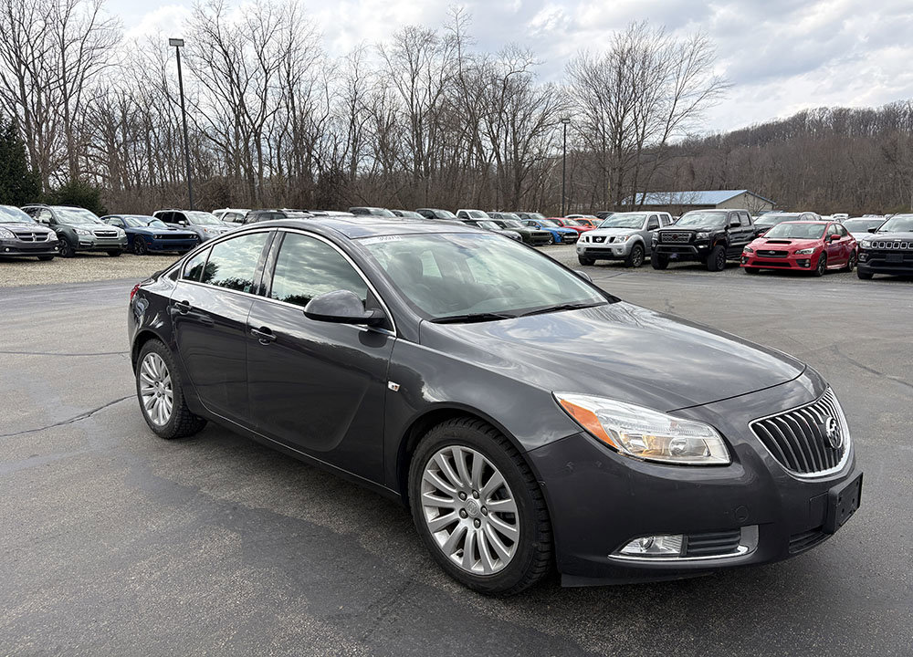 Used 2011 Buick Regal CXL Turbo w/ TO2 Preferred Equipment Group image 4