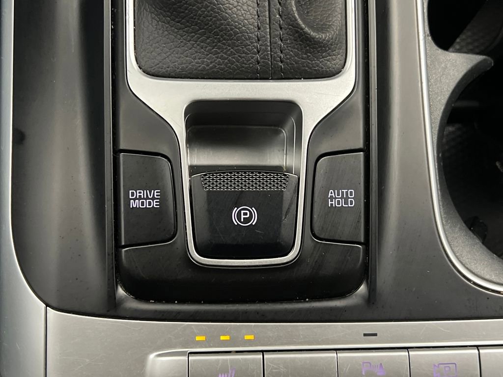 Used 2024 Kia Carnival LX image 56