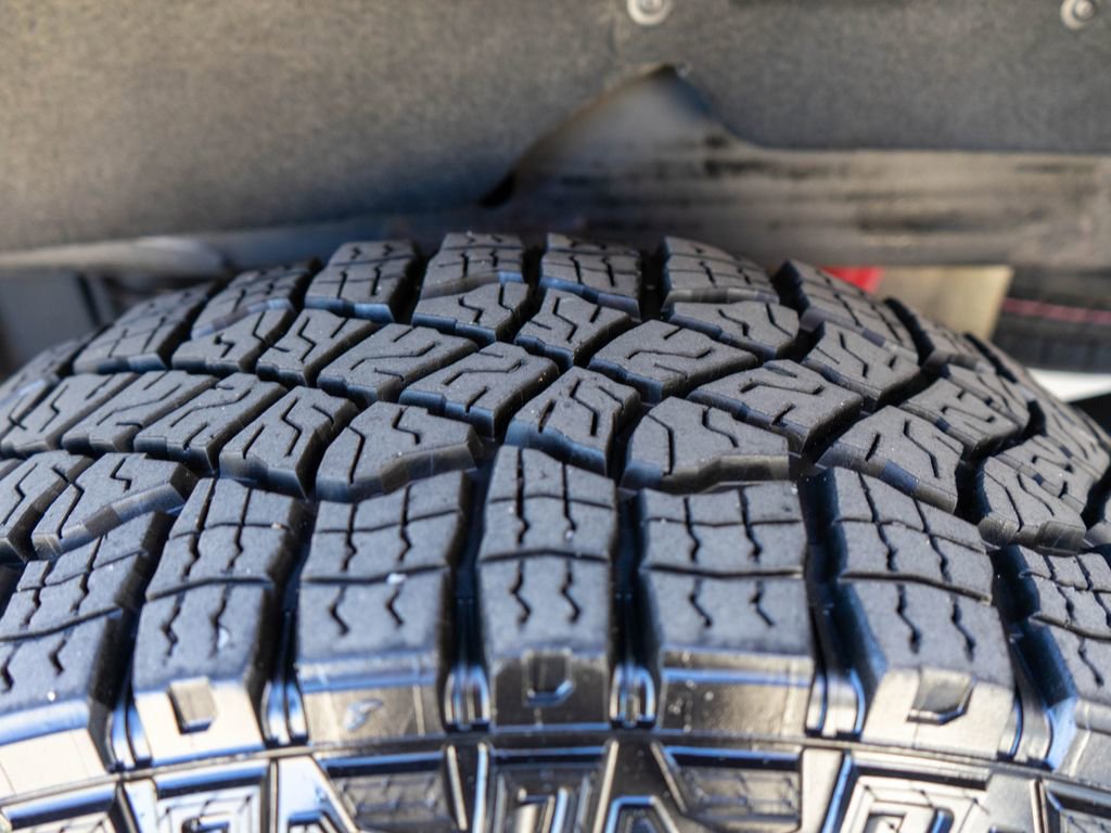 Used 2021 GMC Sierra 1500 AT4 image 33