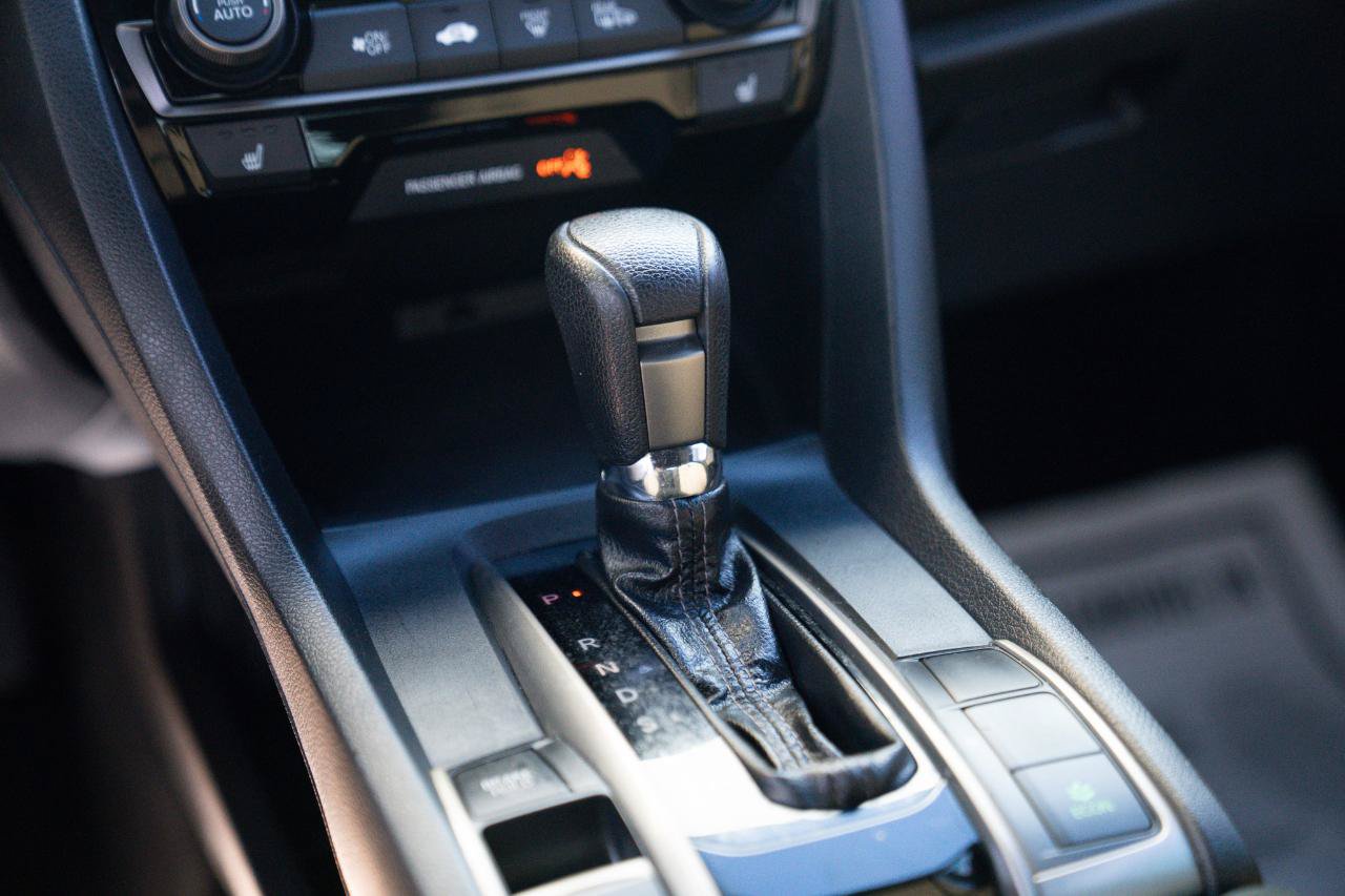 Used 2018 Honda Civic EX image 29