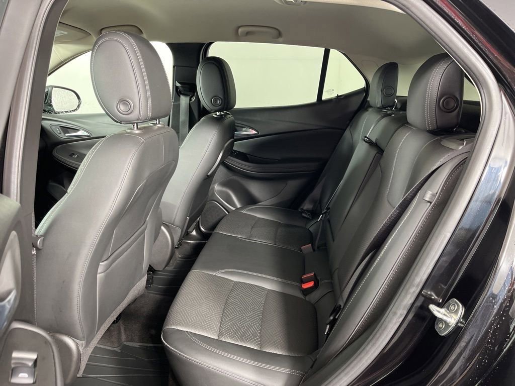 Used 2021 Buick Encore GX Essence AWD/4WD image 20