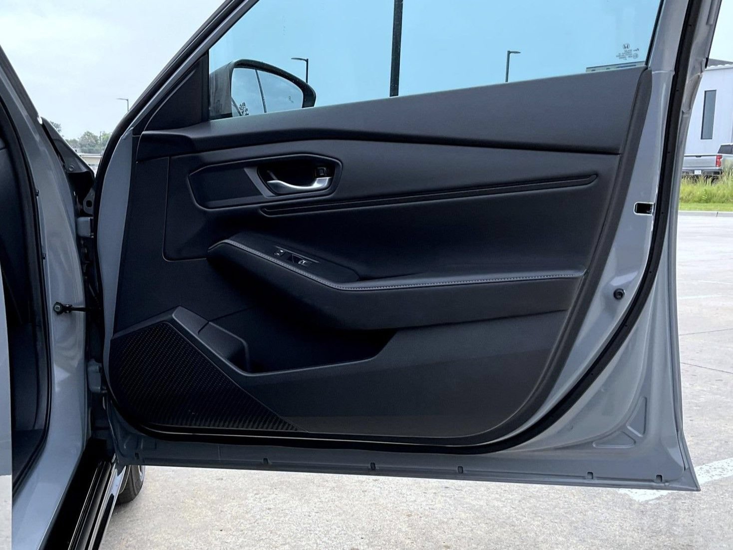 Used 2025 Honda Accord Sport image 17