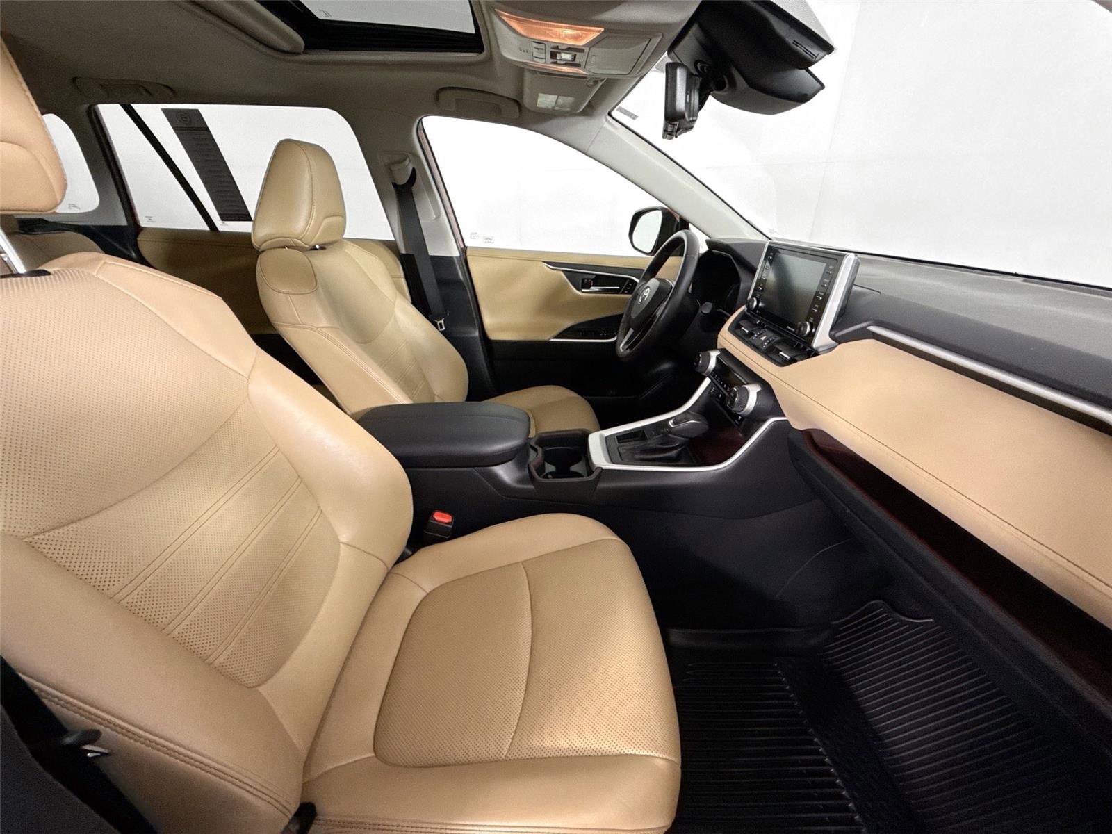 Used 2019 Toyota RAV4 Limited w/ Cold Weather Package image 47