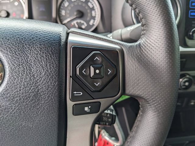 Used 2017 Toyota Tacoma SR5 w/ Tow Package image 31