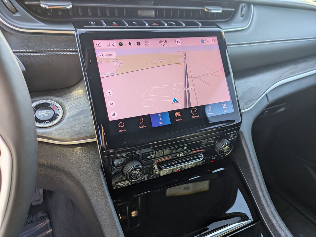 Used 2025 Jeep Grand Cherokee Limited image 21