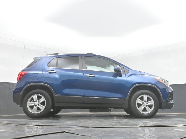 Used 2020 Chevrolet Trax LT w/ Sun & Sound Package AWD/4WD image 47