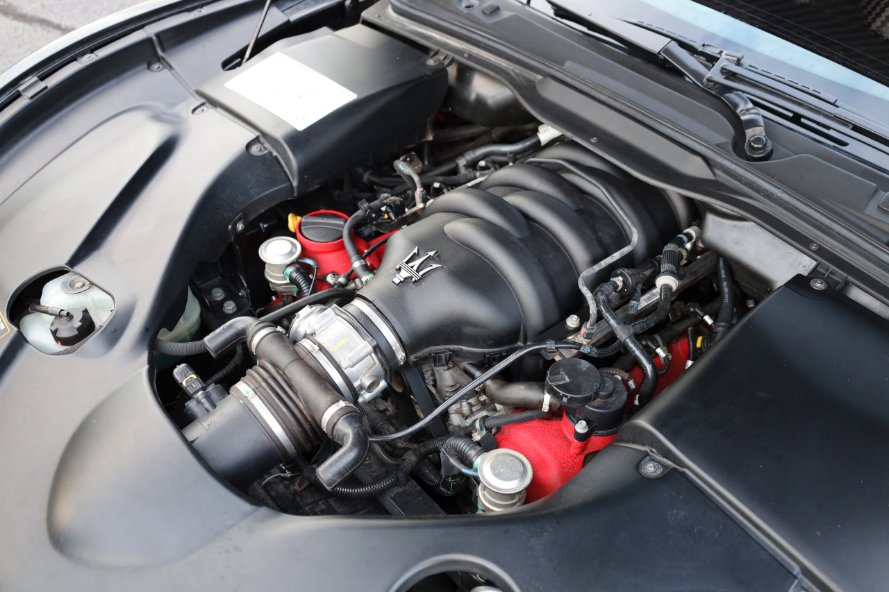 Used 2014 Maserati GranTurismo MC image 12