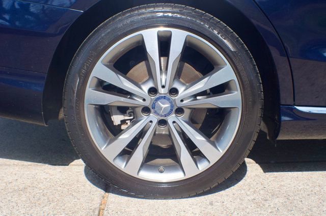 Used 2015 Mercedes-Benz C 300 4MATIC Sedan image 59