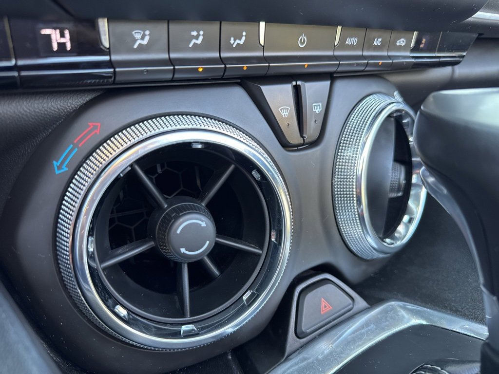 Used 2016 Chevrolet Camaro LT image 29