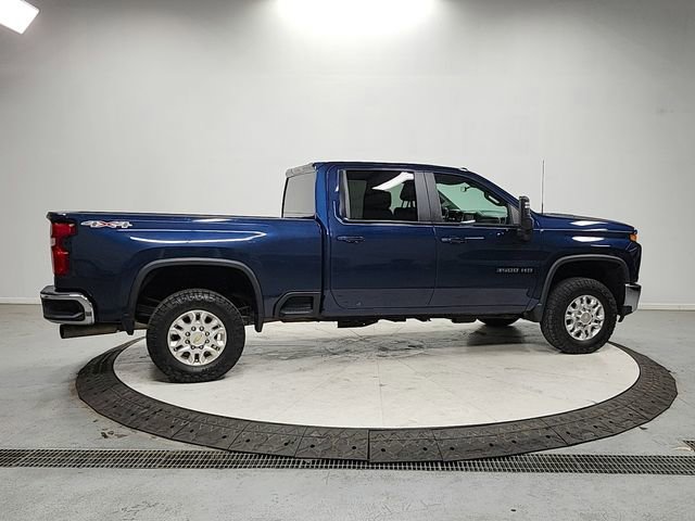 Used 2022 Chevrolet Silverado 3500 LT w/ Convenience Package image 8