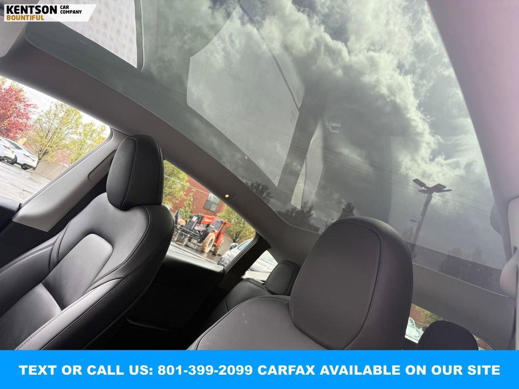 Used 2023 Tesla Model Y Long Range AWD/4WD image 24
