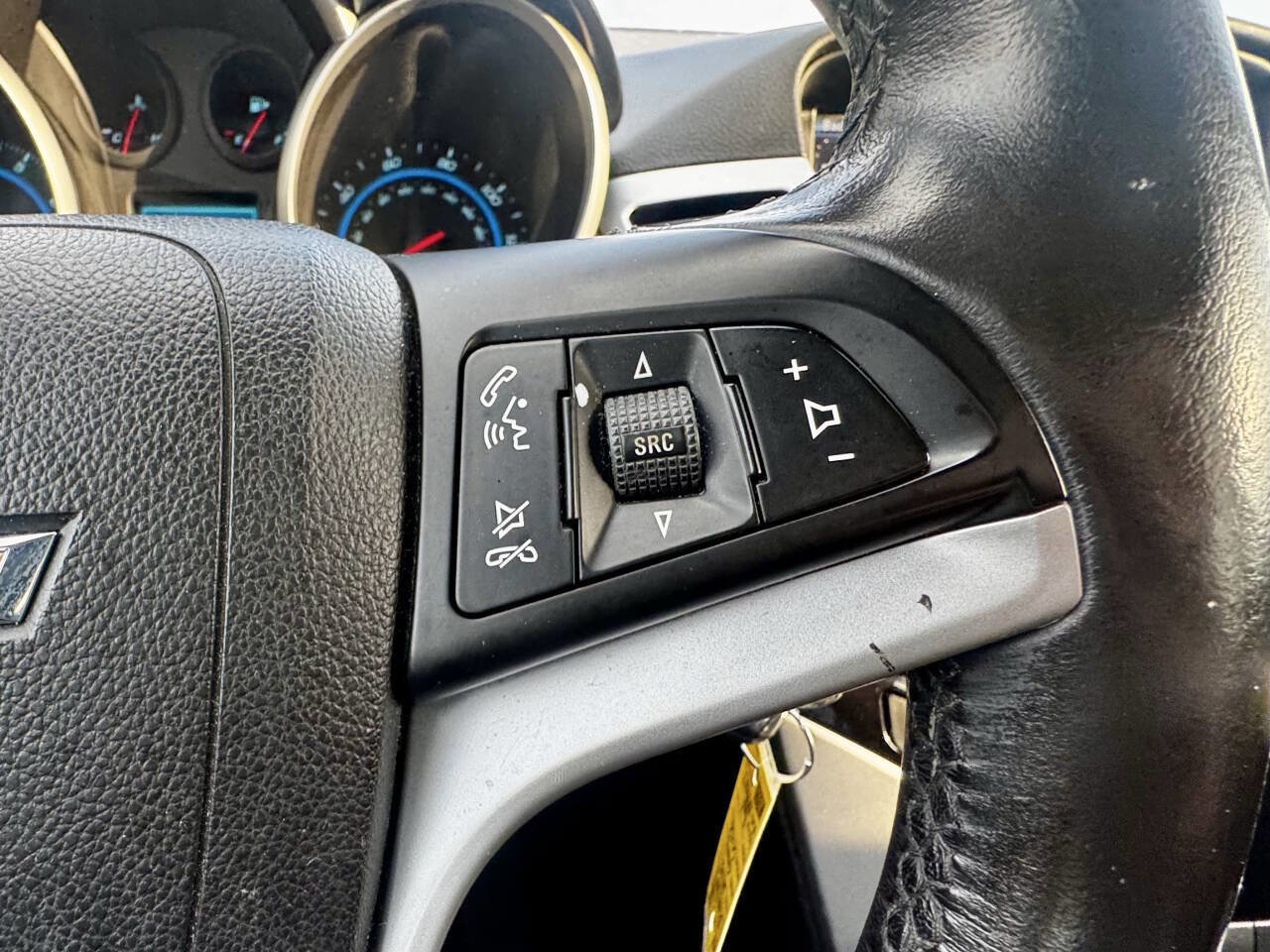 Used 2015 Chevrolet Cruze LT image 18