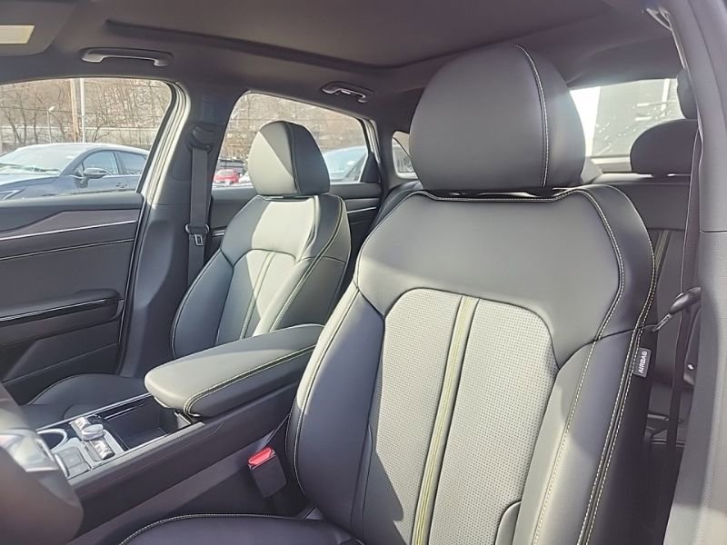 New 2026 Kia K5 GT w/ GT1 Package image 23