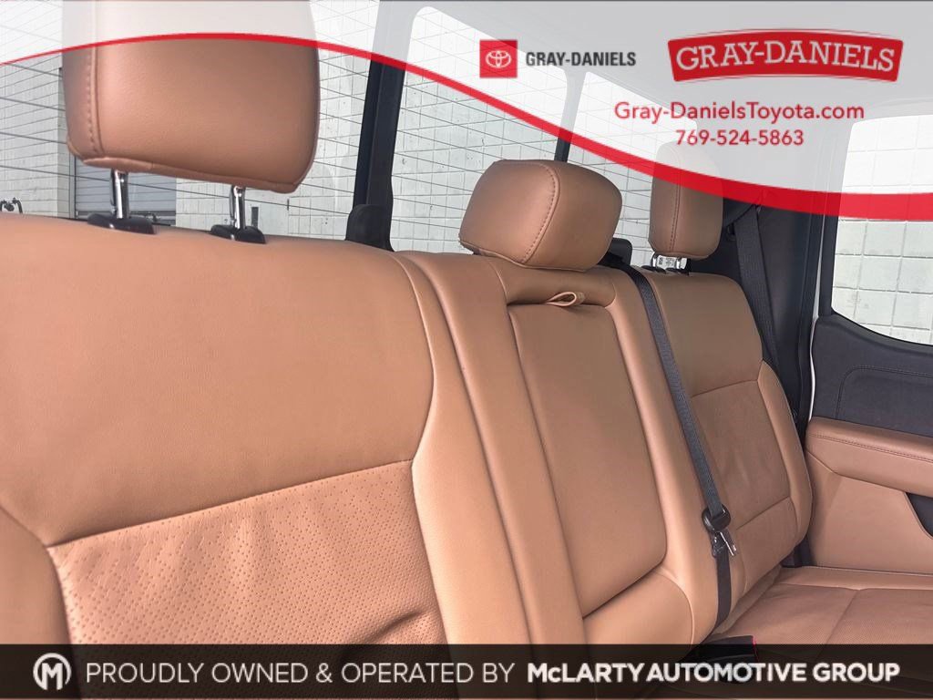 Used 2022 Ford F150 Lariat w/ Trailer Tow Package image 27