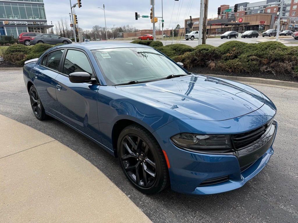 Used 2023 Dodge Charger SXT w/ Blacktop Package image 3