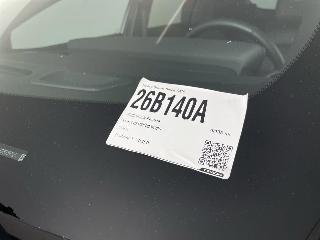 Used 2025 Buick Envista Avenir image 32