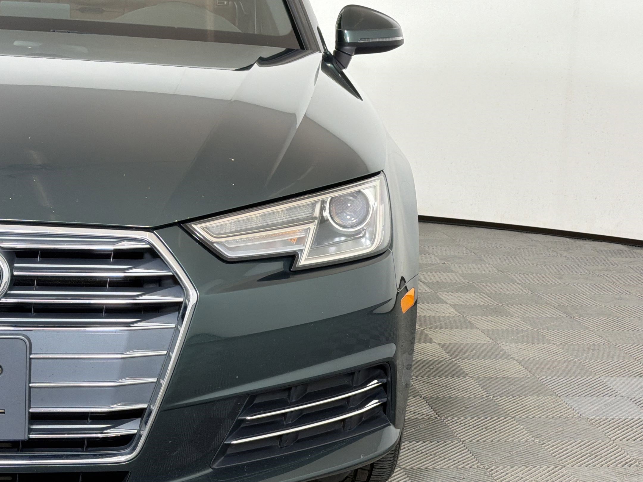 Used 2017 Audi A4 2.0T Premium FWD image 11
