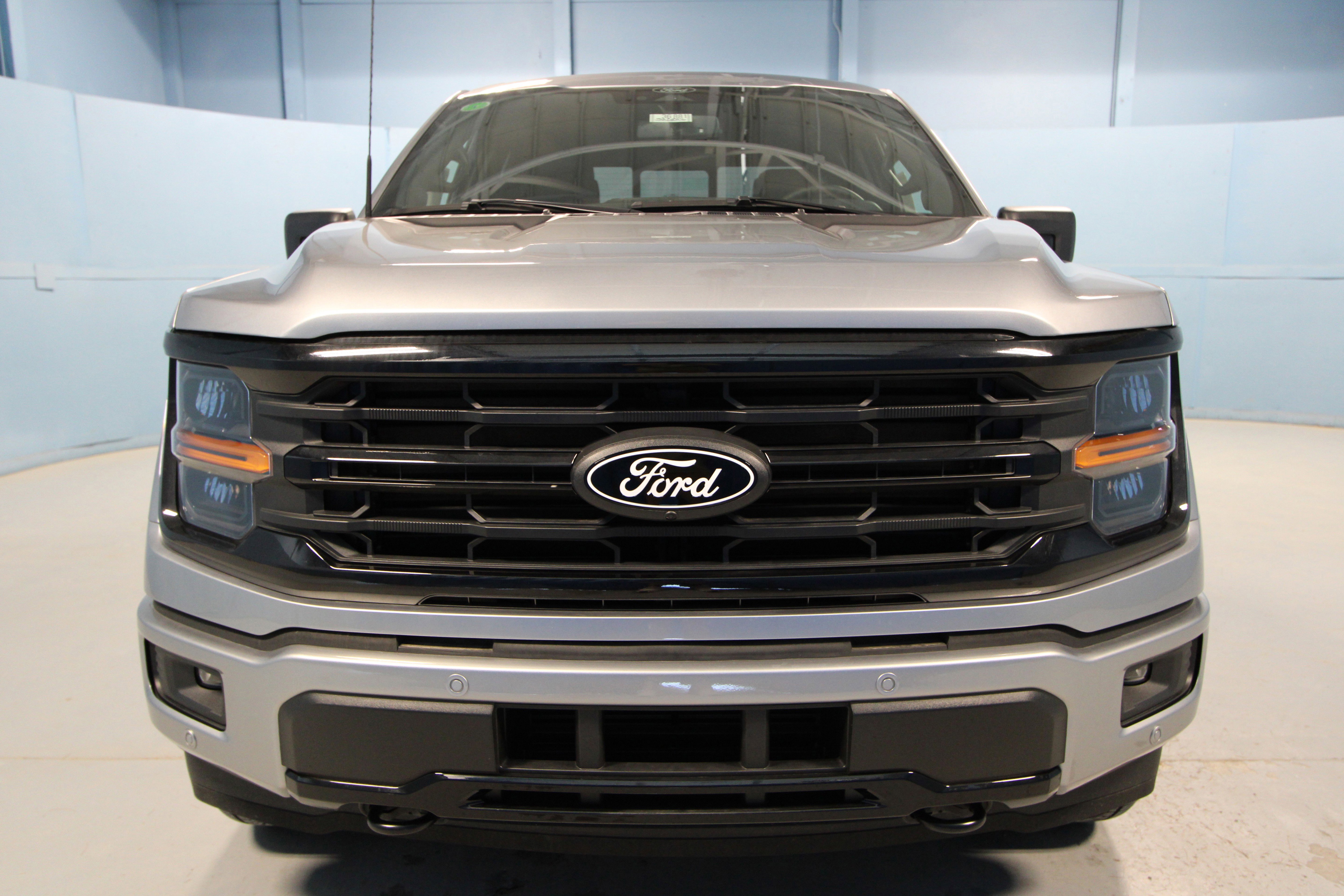 New 2025 Ford F150 XLT w/ Equipment Group 303A High image 28