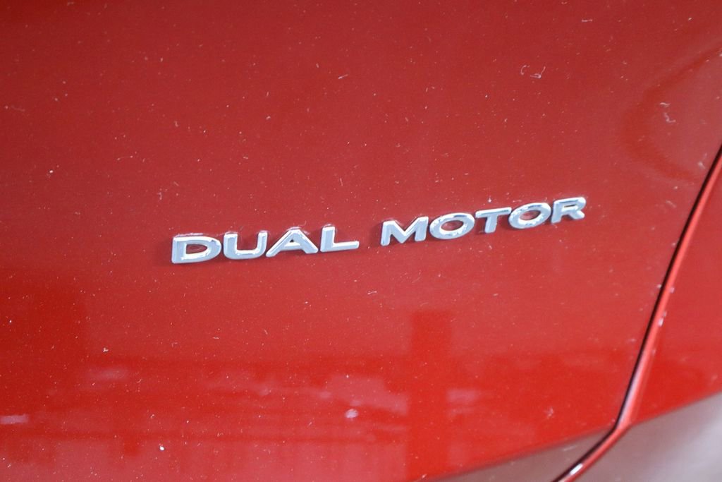 Used 2023 Tesla Model Y Long Range AWD/4WD image 48