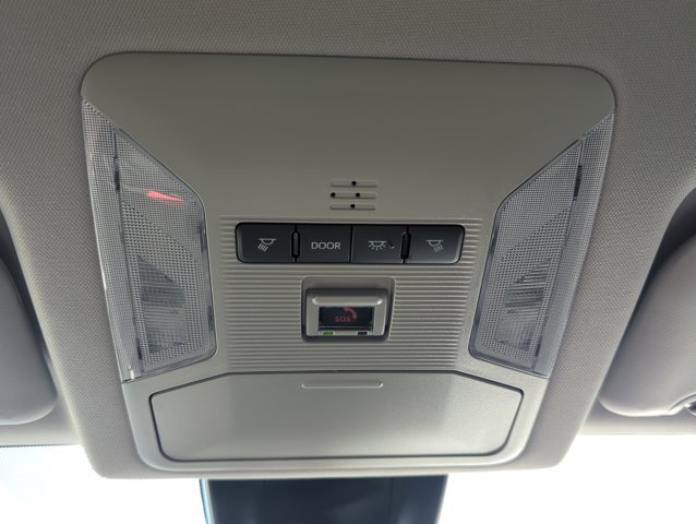 Certified 2025 Toyota RAV4 LE FWD image 20