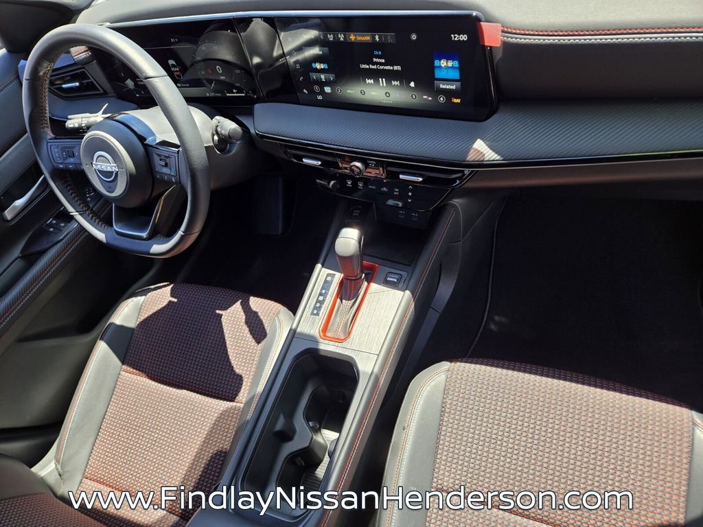 Used 2025 Nissan Kicks SR AWD/4WD image 17