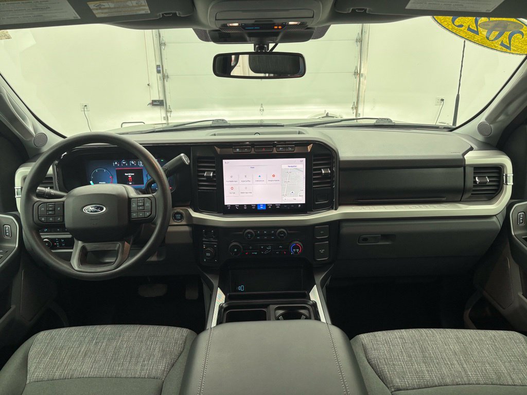 Used 2023 Ford F250 XLT w/ XLT Premium Package AWD/4WD image 4