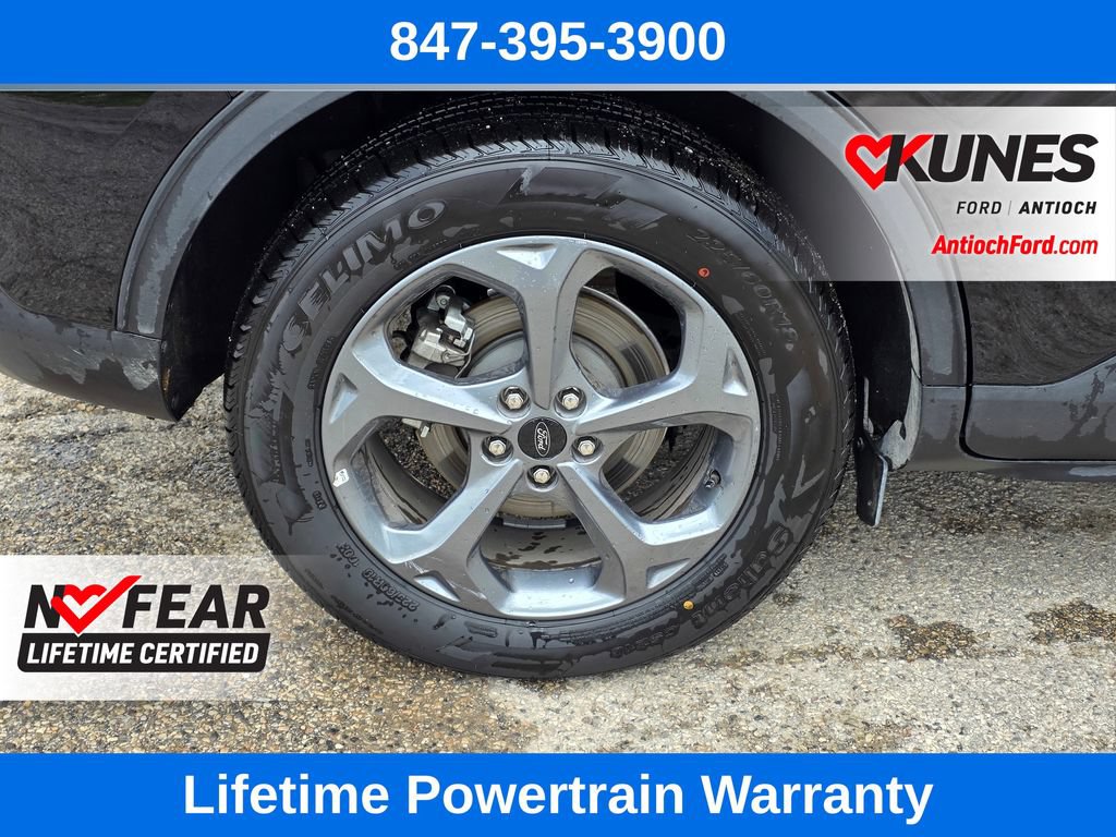 Certified 2025 Ford Escape ST-Line AWD/4WD image 10
