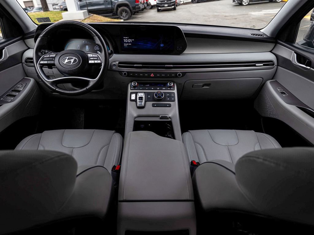Used 2025 Hyundai Palisade SEL image 31