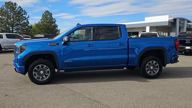 Used 2024 GMC Sierra 1500 AT4 w/ Technology Package AWD/4WD image 5