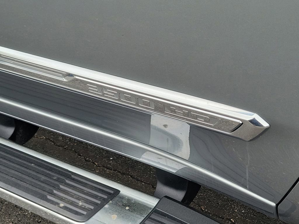 Certified 2024 Chevrolet Silverado 3500 High Country w/ High Country Premium Package AWD/4WD image 9