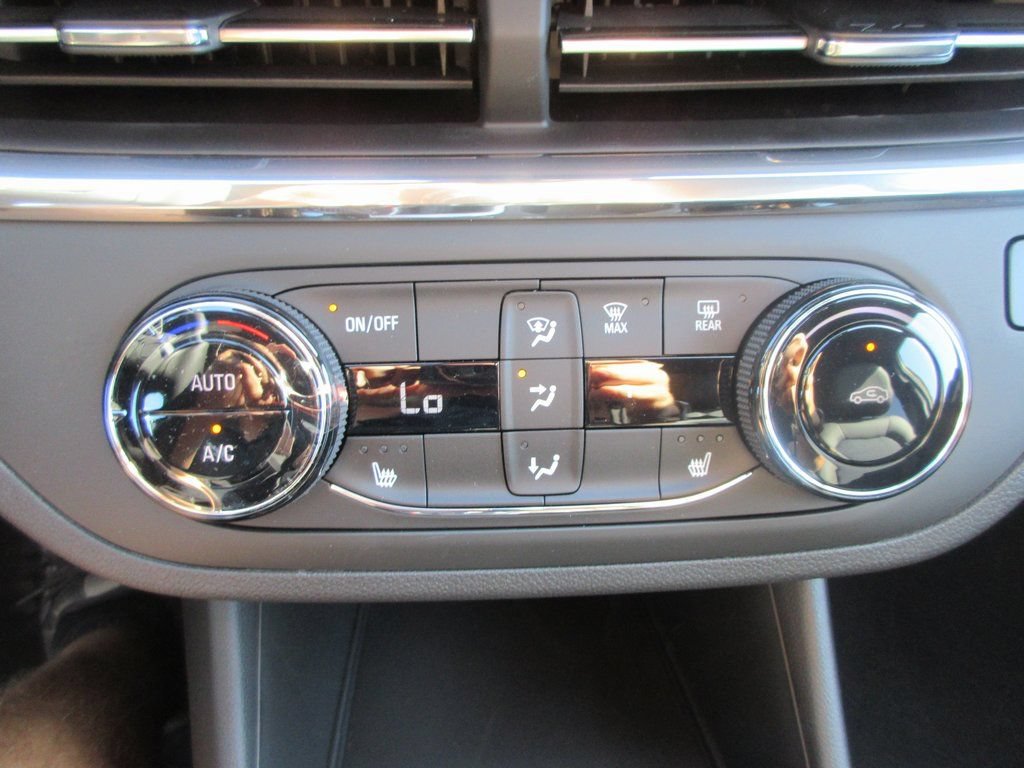 New 2026 Buick Envista Sport Touring w/ Convenience I Package FWD image 18