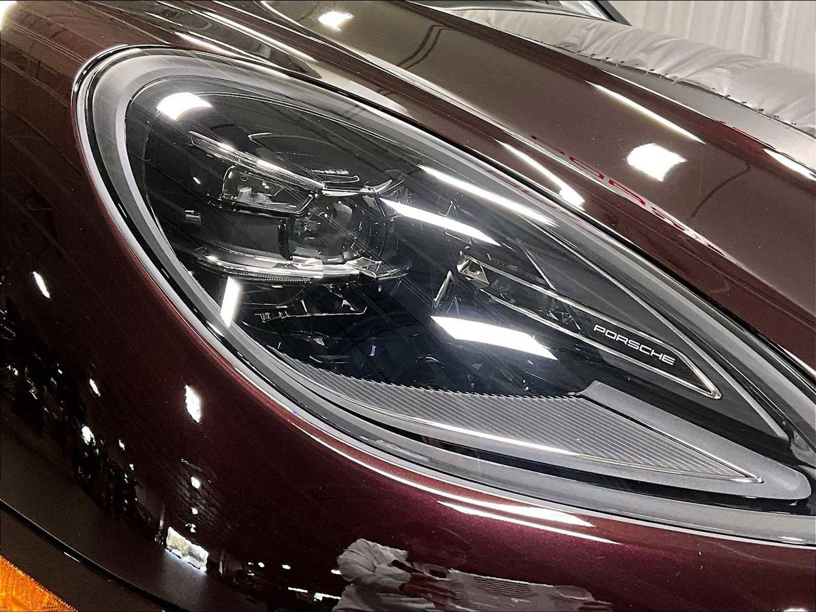 New 2026 Porsche Macan Turbo AWD/4WD image 12