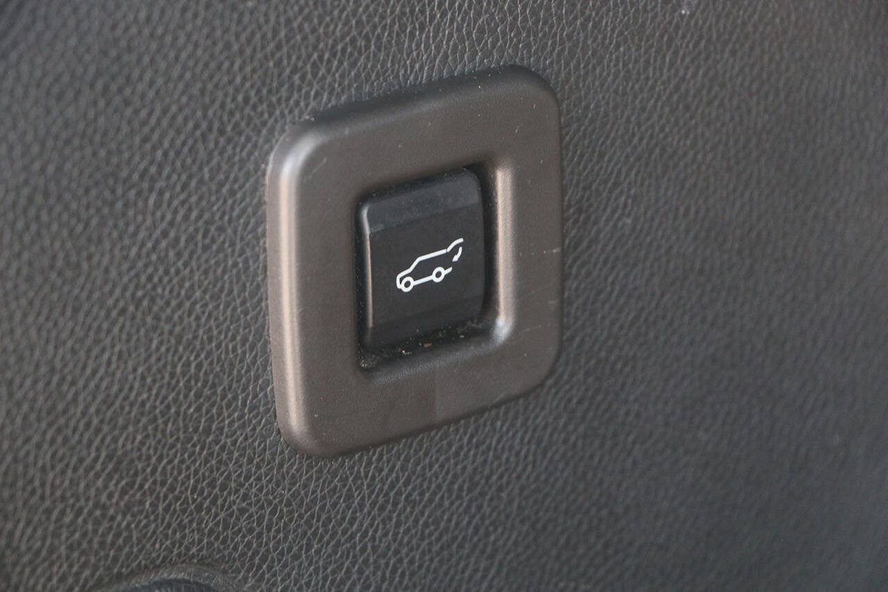 Used 2013 Ford Expedition EL King Ranch AWD/4WD image 14