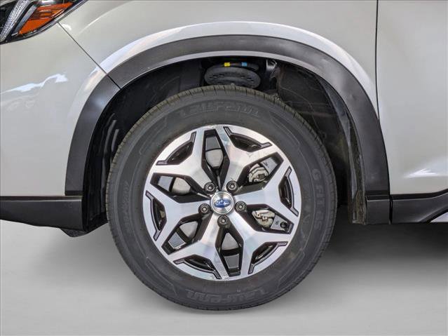 Used 2021 Subaru Forester Premium image 23