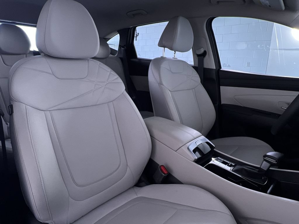 Used 2025 Hyundai Tucson SEL FWD image 29