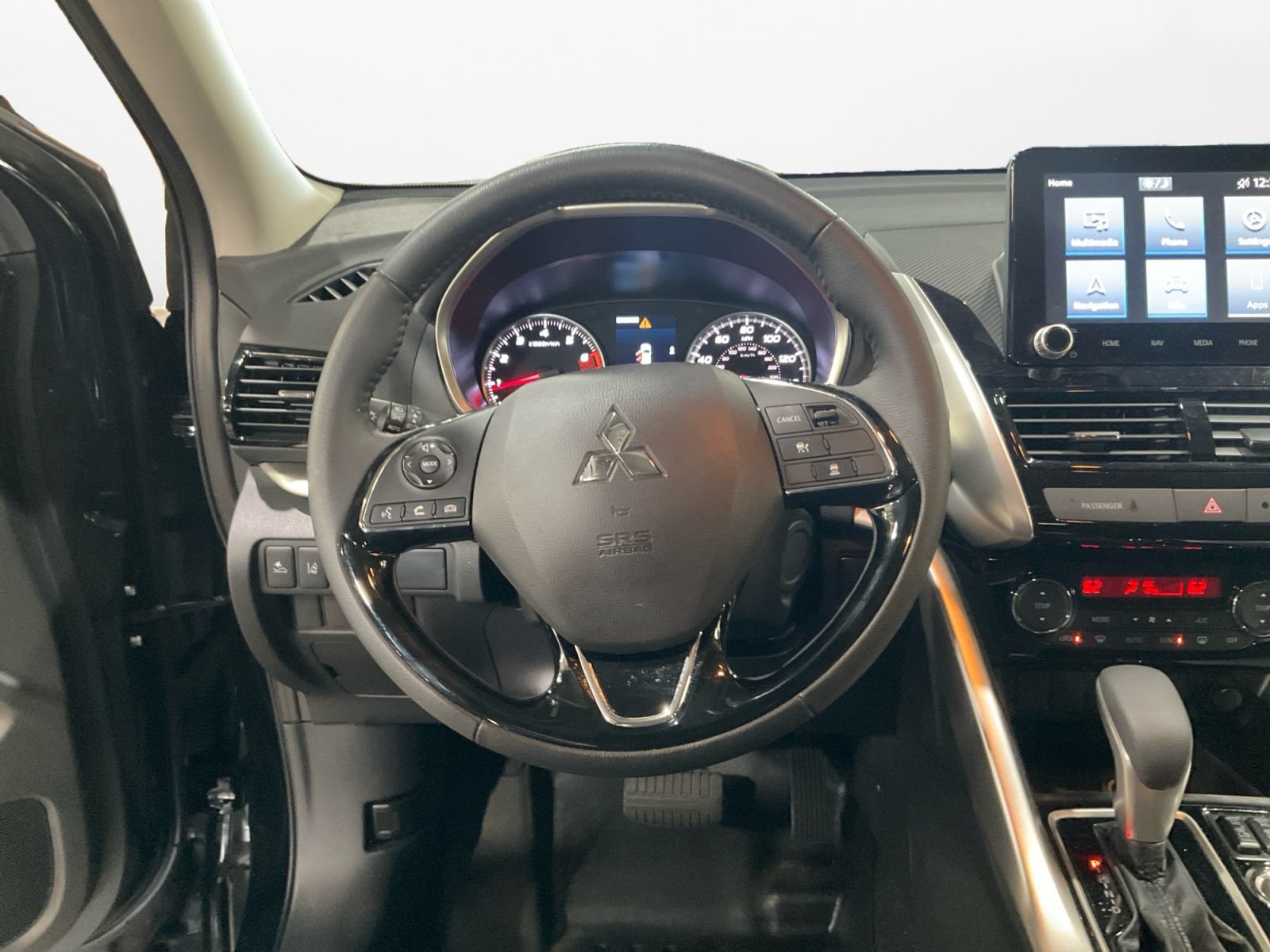Used 2025 Mitsubishi Eclipse Cross SE AWD/4WD image 12