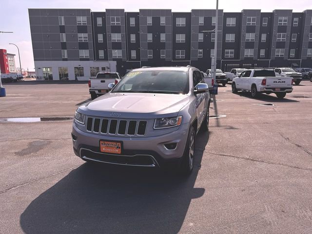 Used 2015 Jeep Grand Cherokee Limited w/ Trailer Tow Group IV