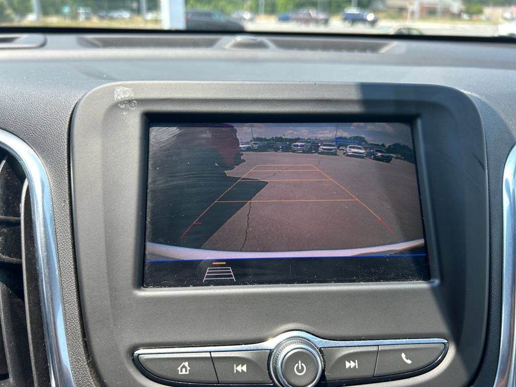 Used 2021 Chevrolet Equinox LS w/ LS Convenience Package FWD image 21