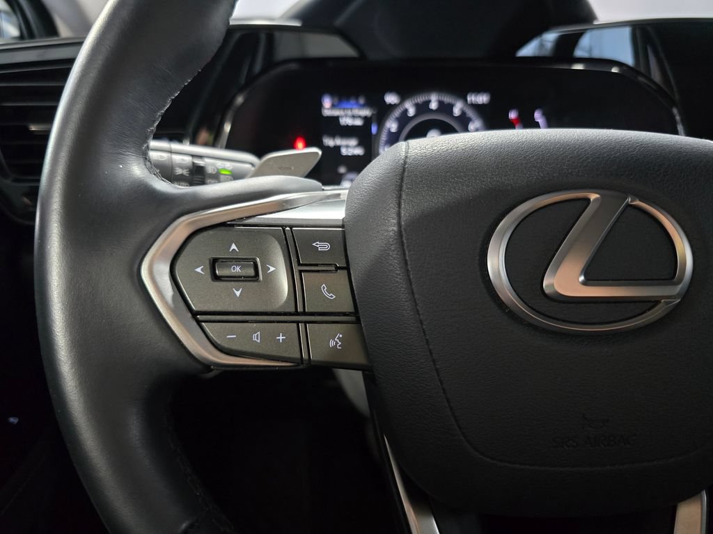 Used 2025 Lexus NX 250 FWD image 16