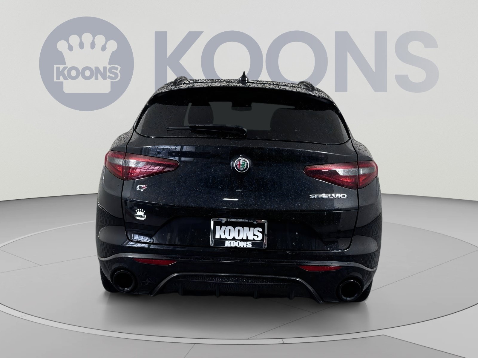 Used 2023 Alfa Romeo Stelvio Veloce AWD/4WD image 5