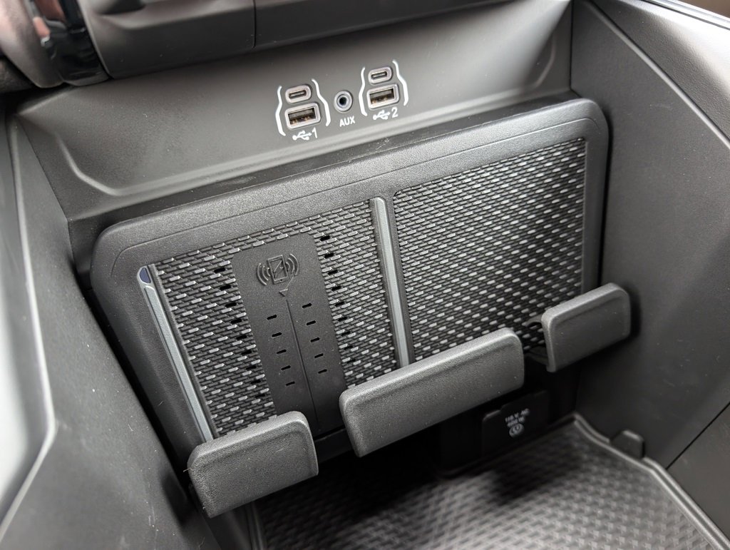 New 2026 RAM 1500 4x4 Crew Cab image 29