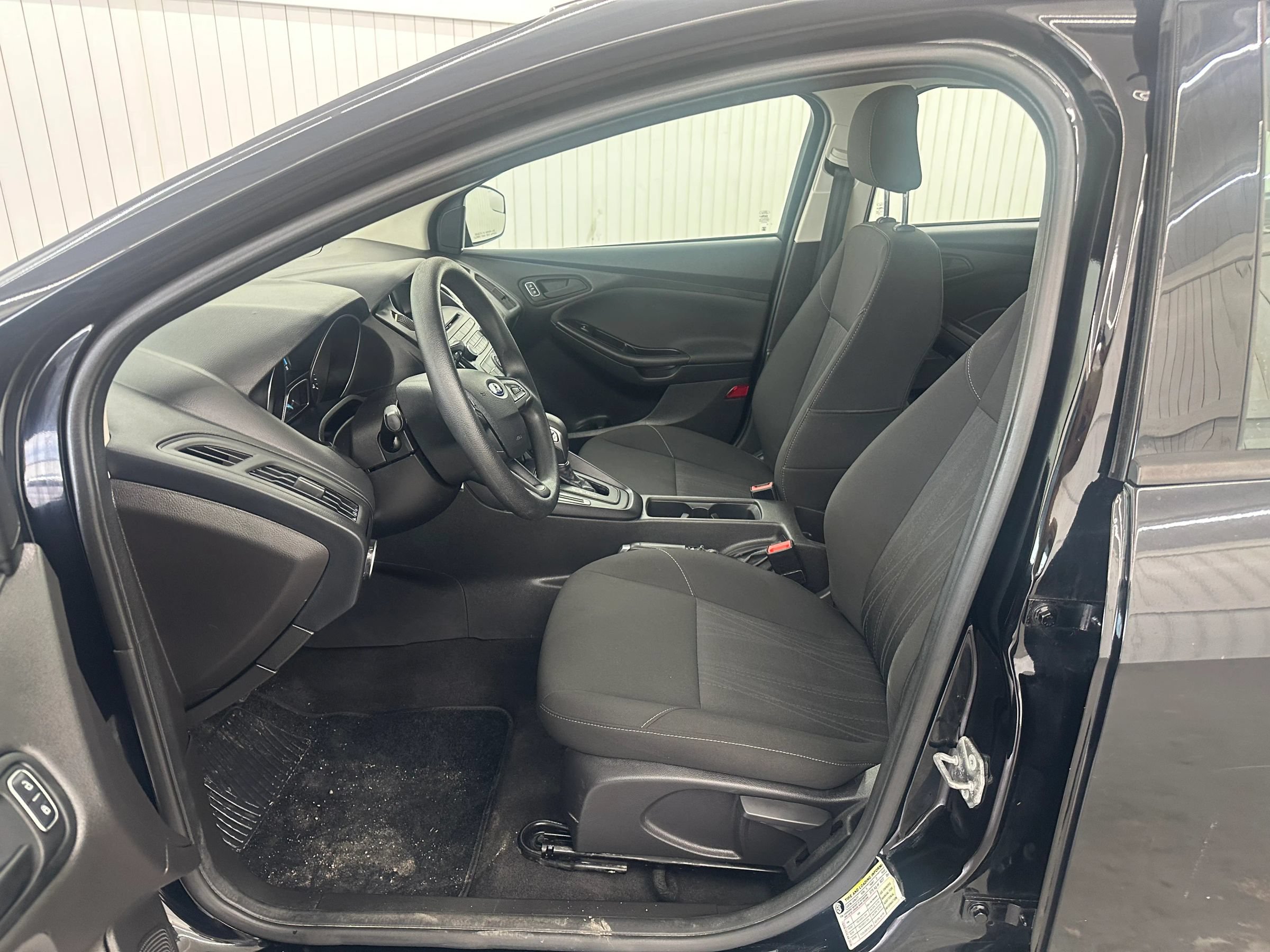 Used 2017 Ford Focus S FWD image 11