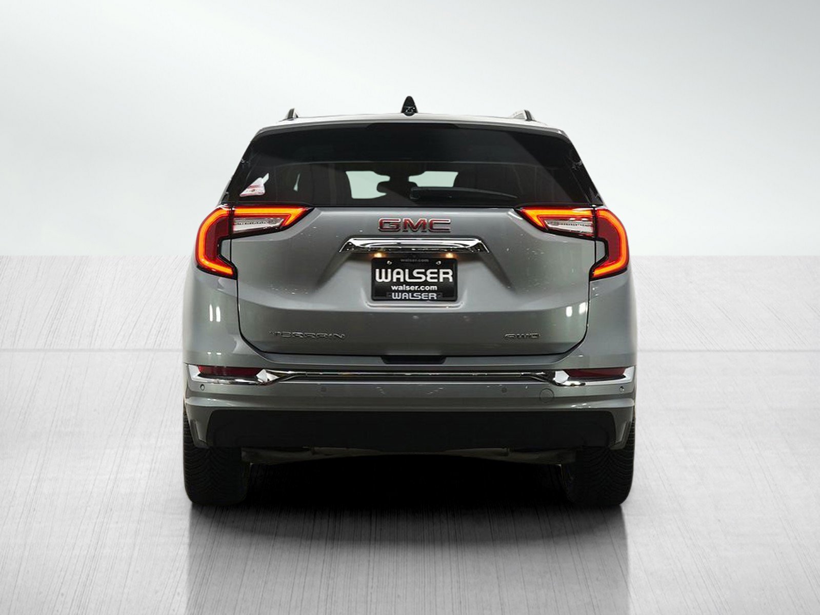 Used 2023 GMC Terrain Denali AWD/4WD image 4