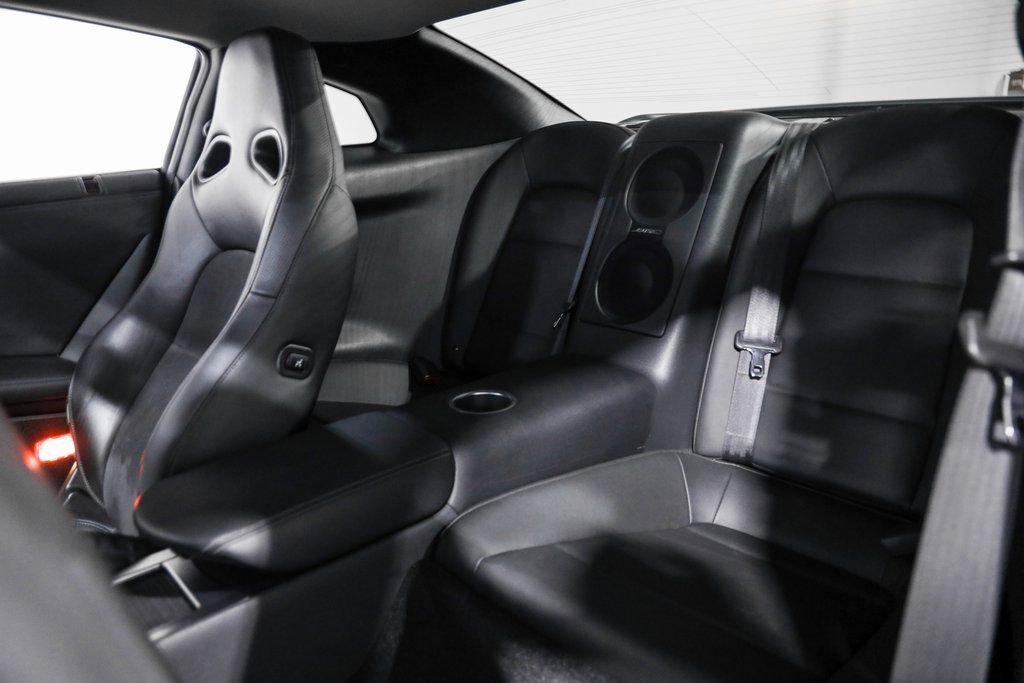 Used 2009 Nissan GT-R Premium image 43