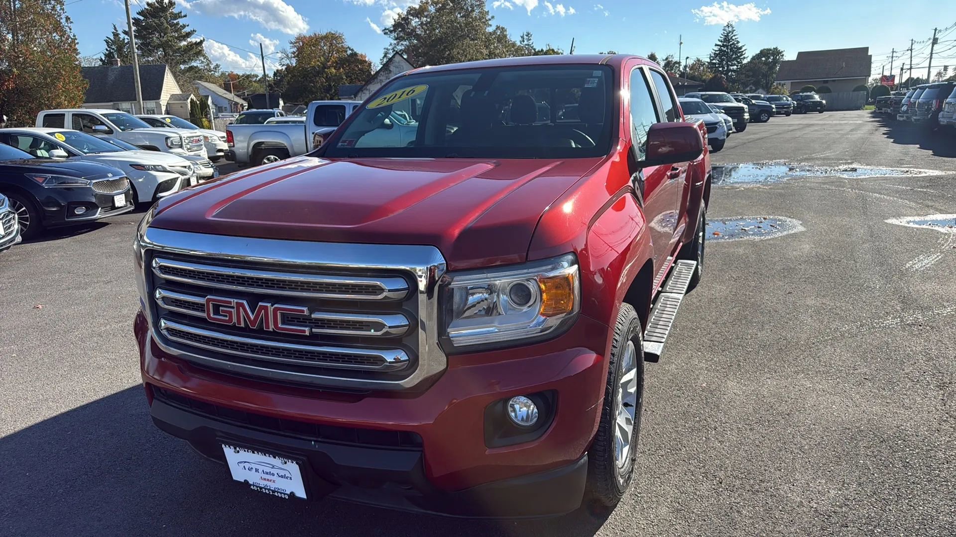 Used 2016 GMC Canyon SLE w/ SLE Convenience Package image 3
