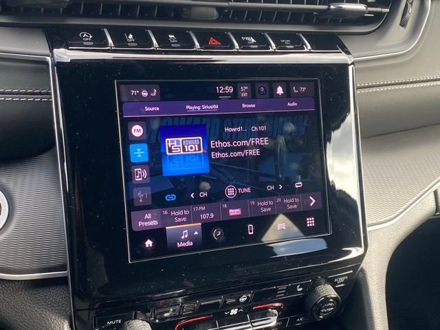 New 2025 Jeep Grand Cherokee L Altitude image 21